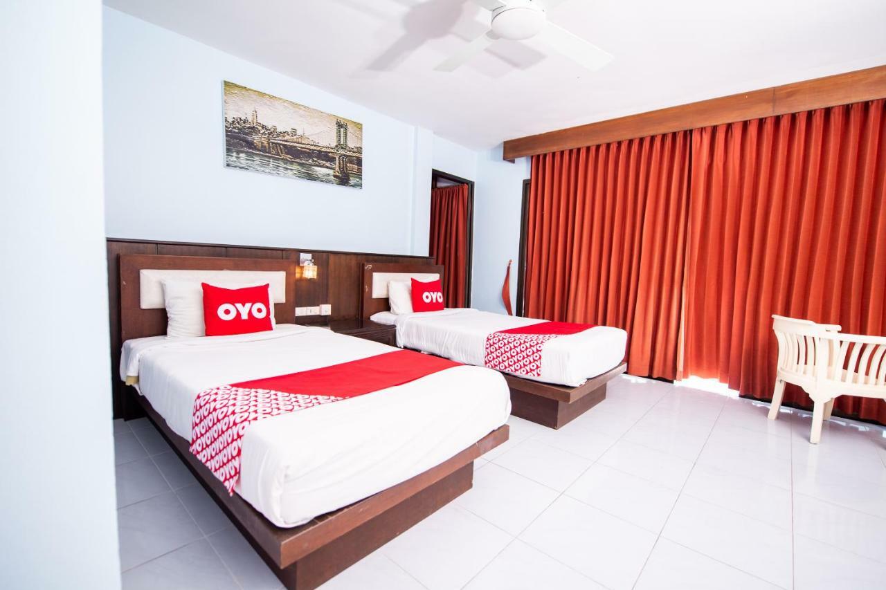 Oyo 343 Wanna Marine Hotel Patong Exterior photo