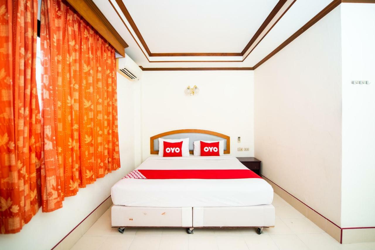 Oyo 343 Wanna Marine Hotel Patong Exterior photo