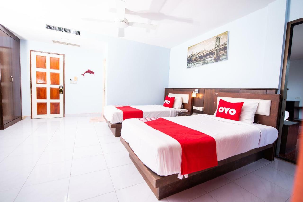 Oyo 343 Wanna Marine Hotel Patong Exterior photo